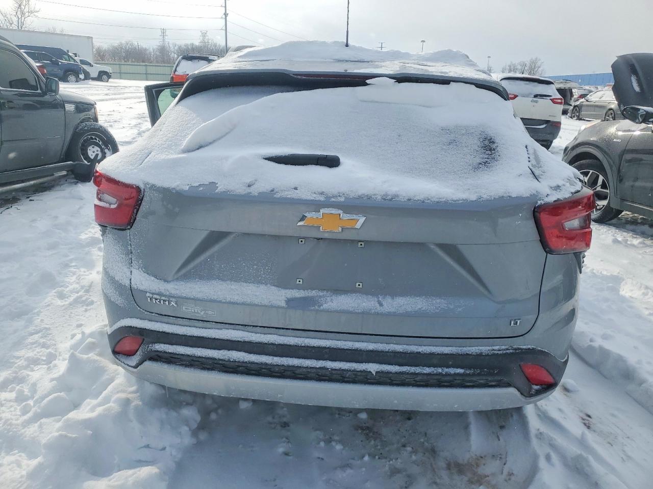 2025 CHEVROLET TRAX