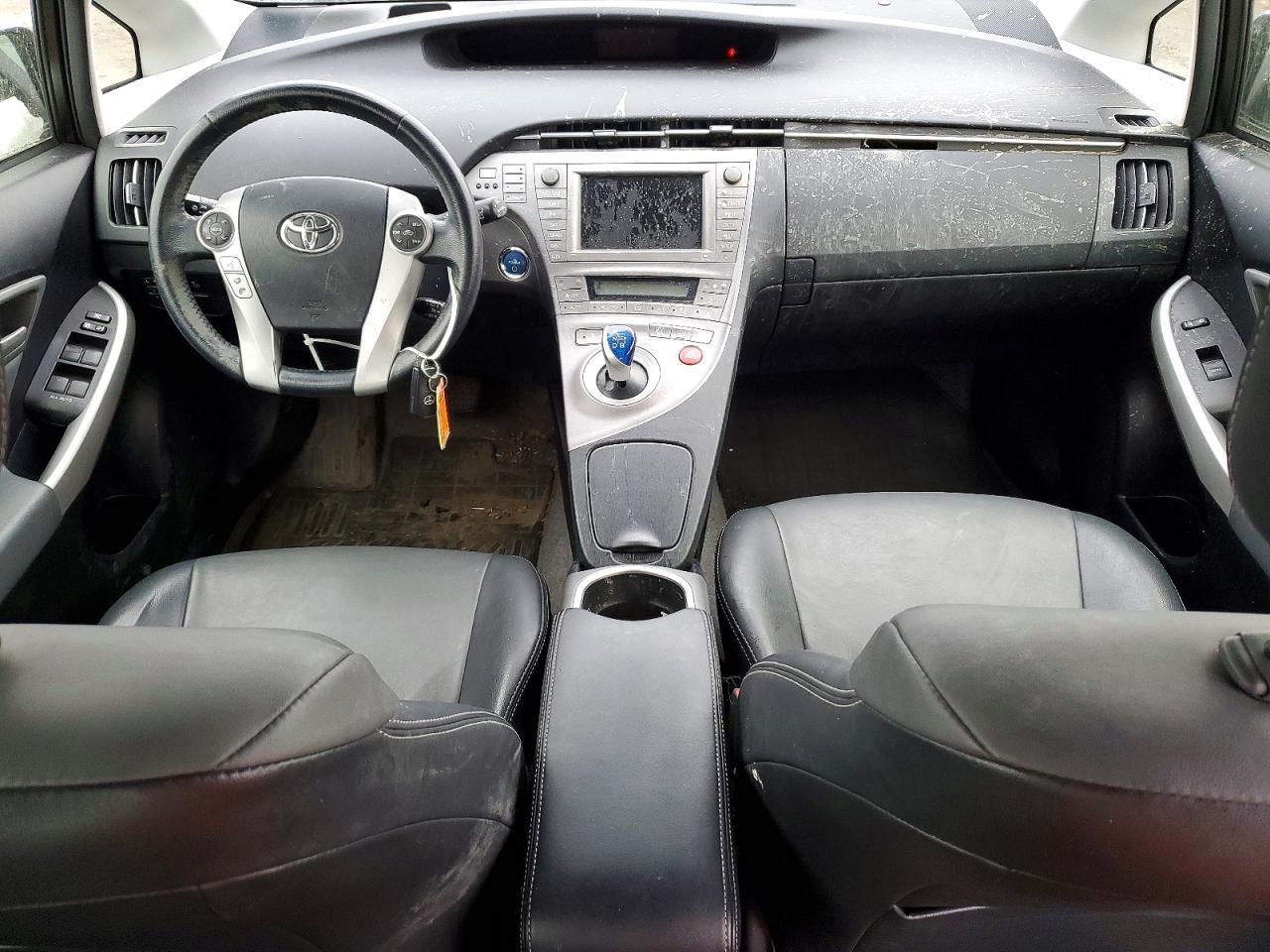 2014 TOYOTA PRIUS
