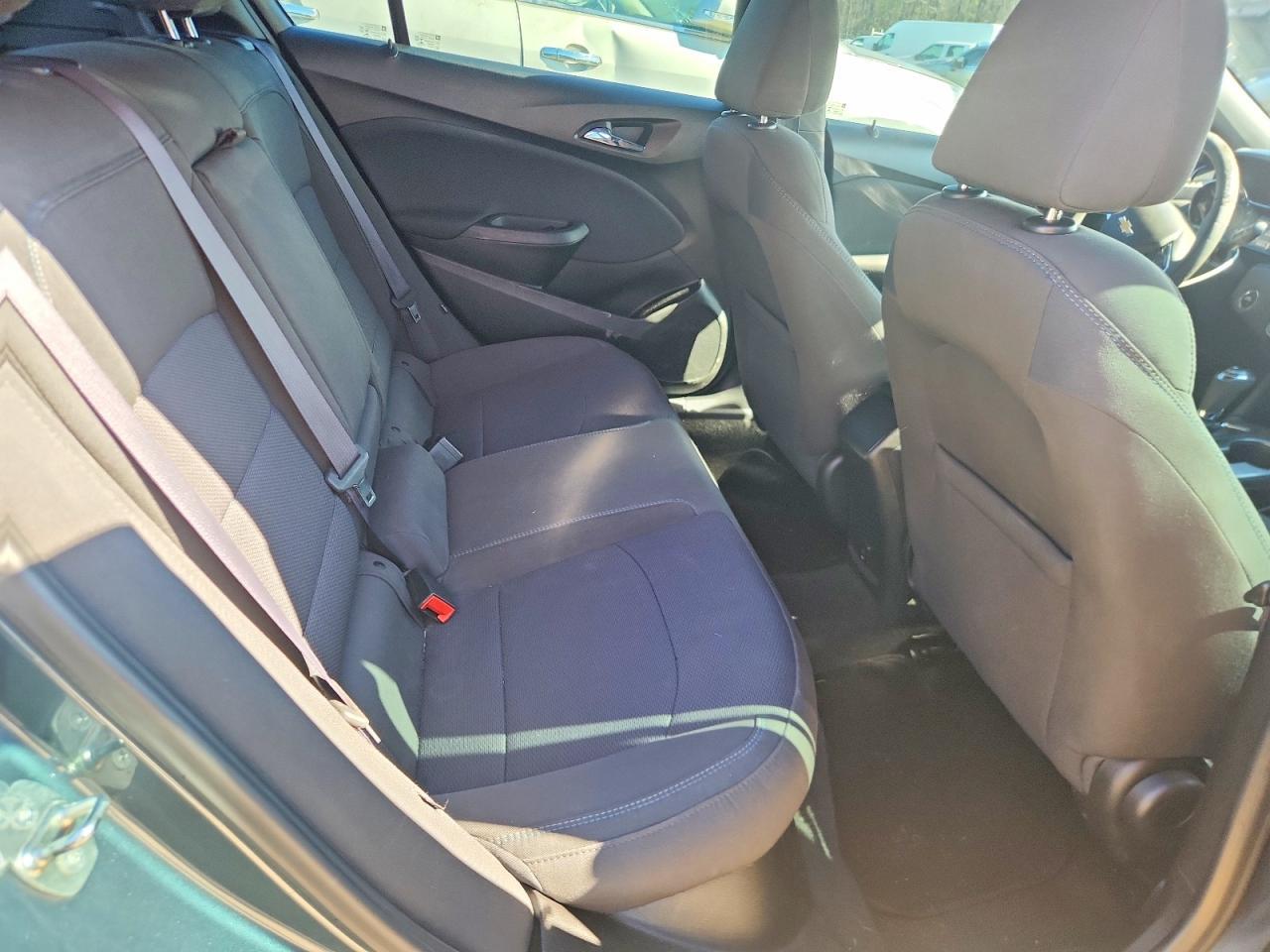 2017 CHEVROLET CRUZE