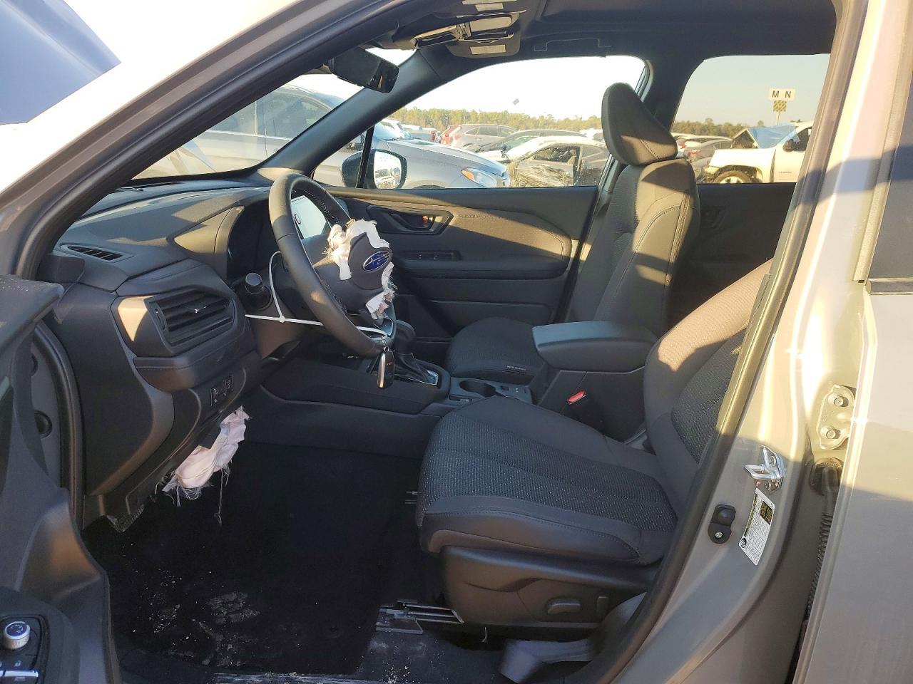 2025 SUBARU FORESTER