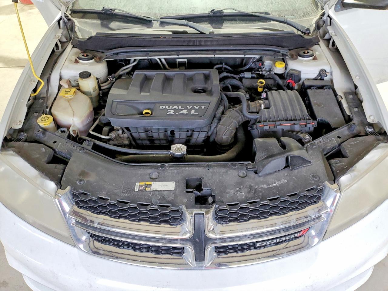 2014 DODGE Avenger