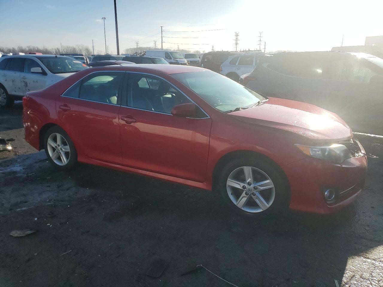 2014 TOYOTA CAMRY