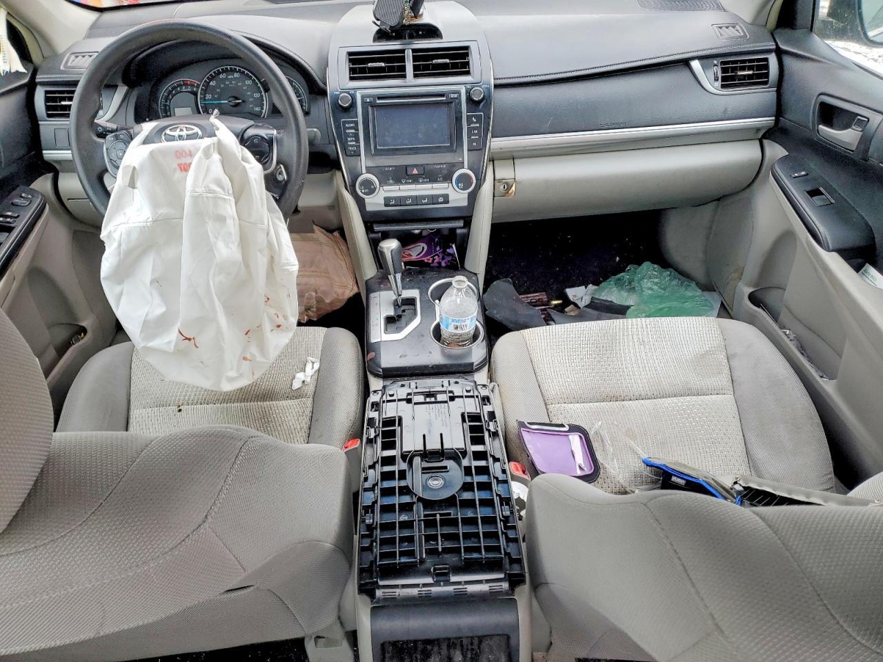 2014 TOYOTA CAMRY