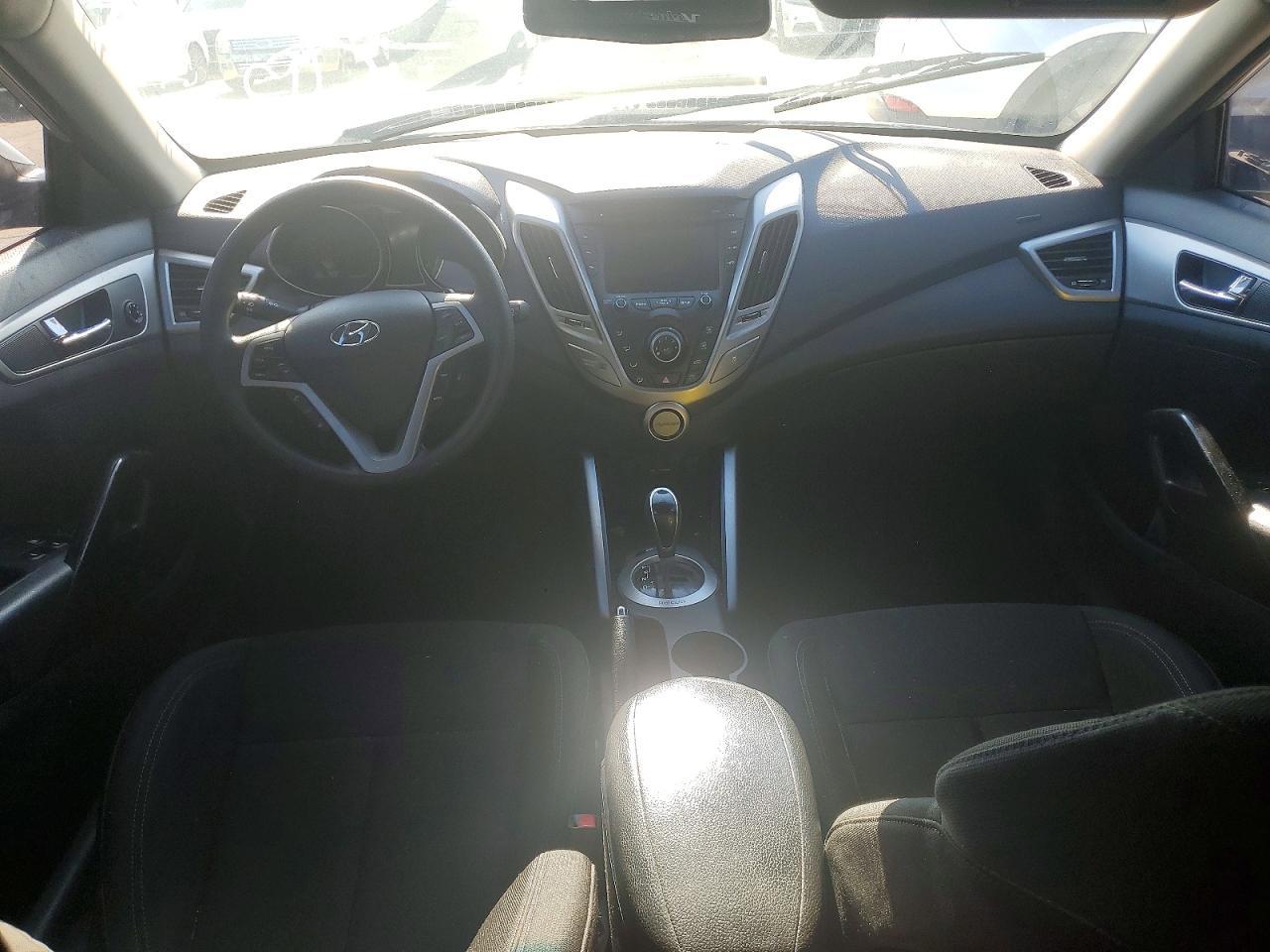 2013 HYUNDAI VELOSTER