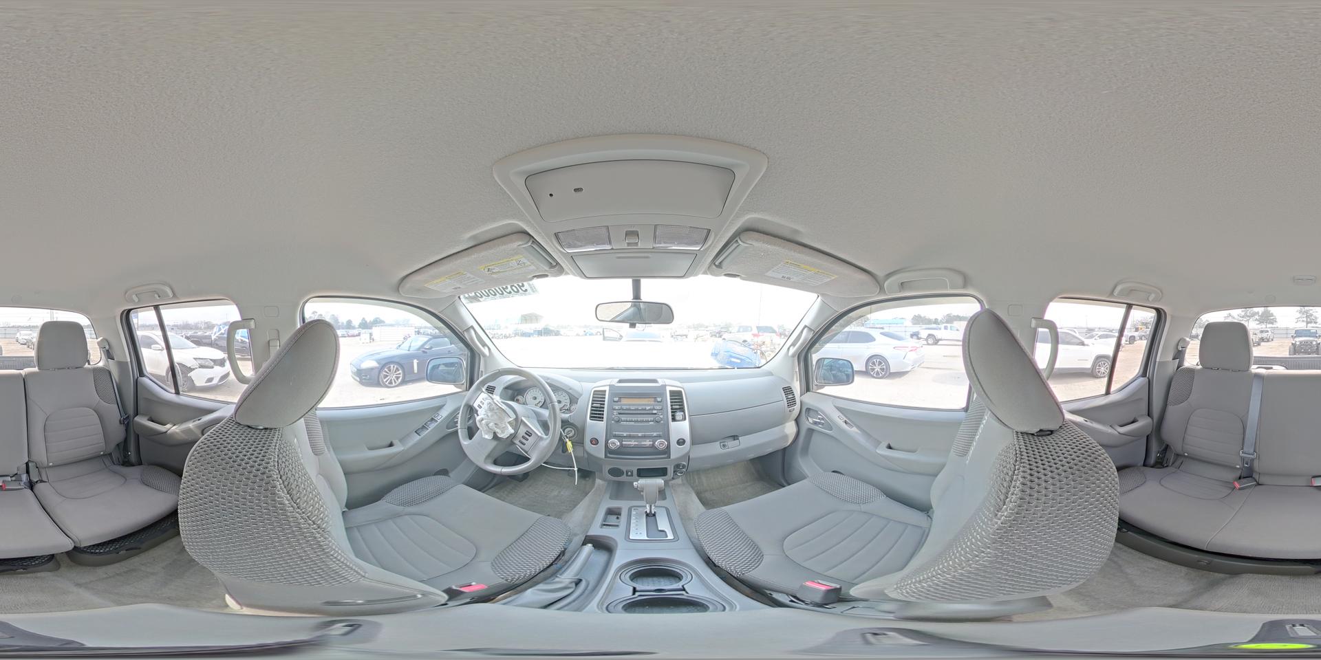 2012 NISSAN Frontier