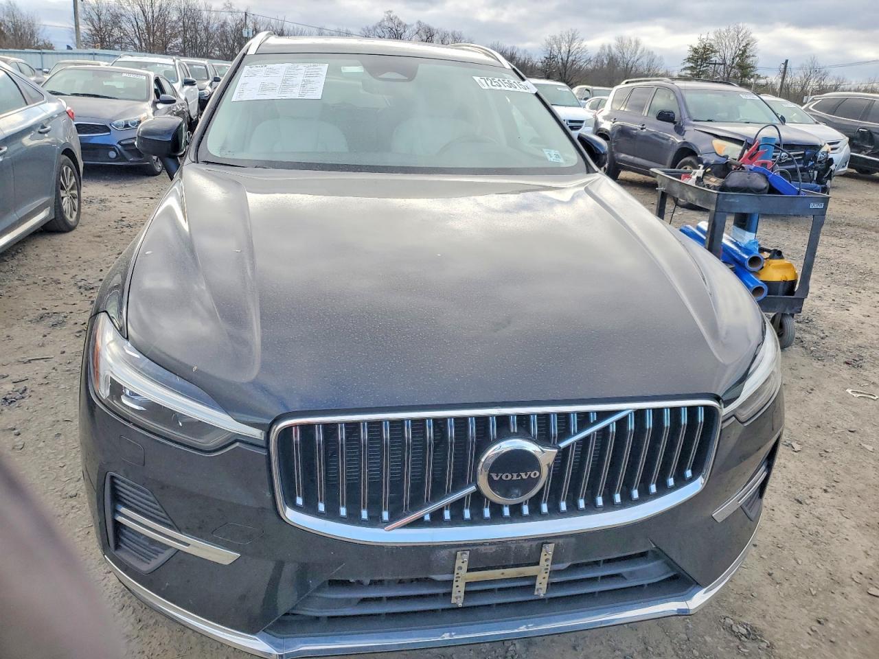 2023 VOLVO XC60