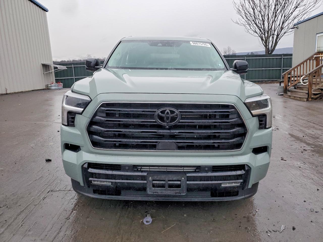 2024 TOYOTA Sequoia