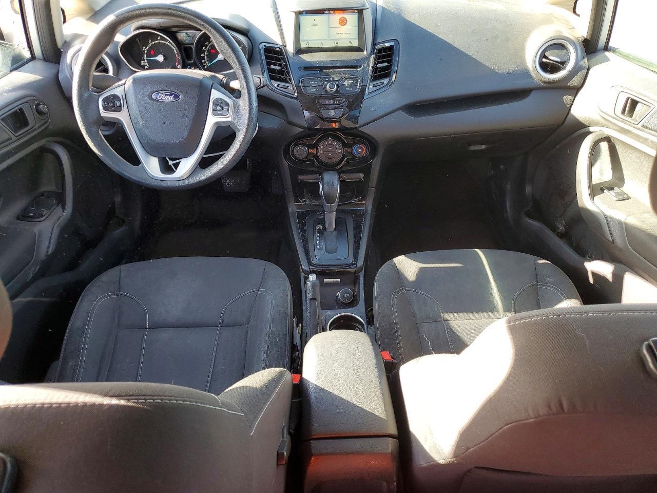 2017 FORD Fiesta