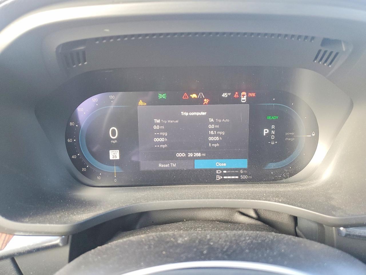 2025 VOLVO XC60