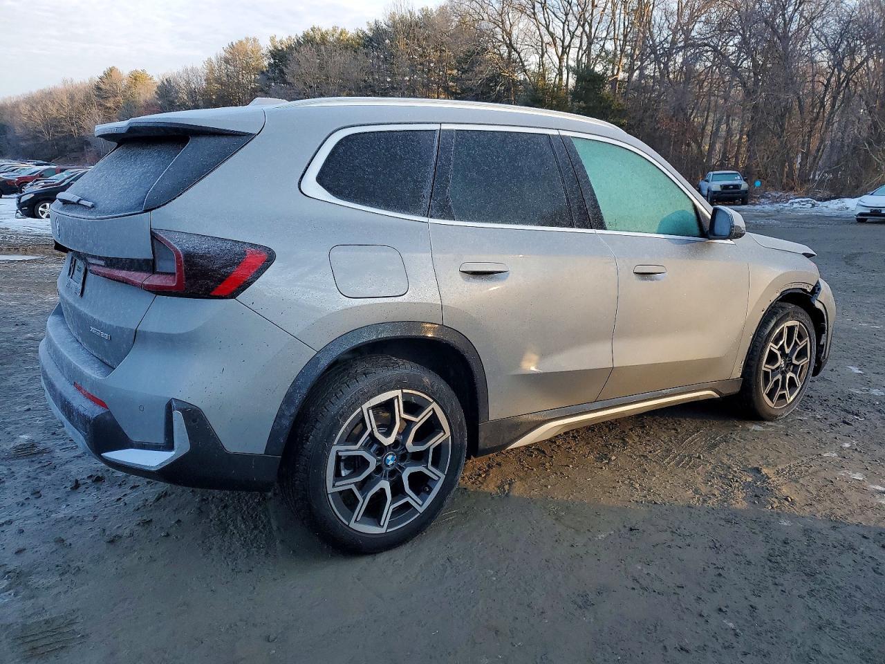 2025 BMW X1