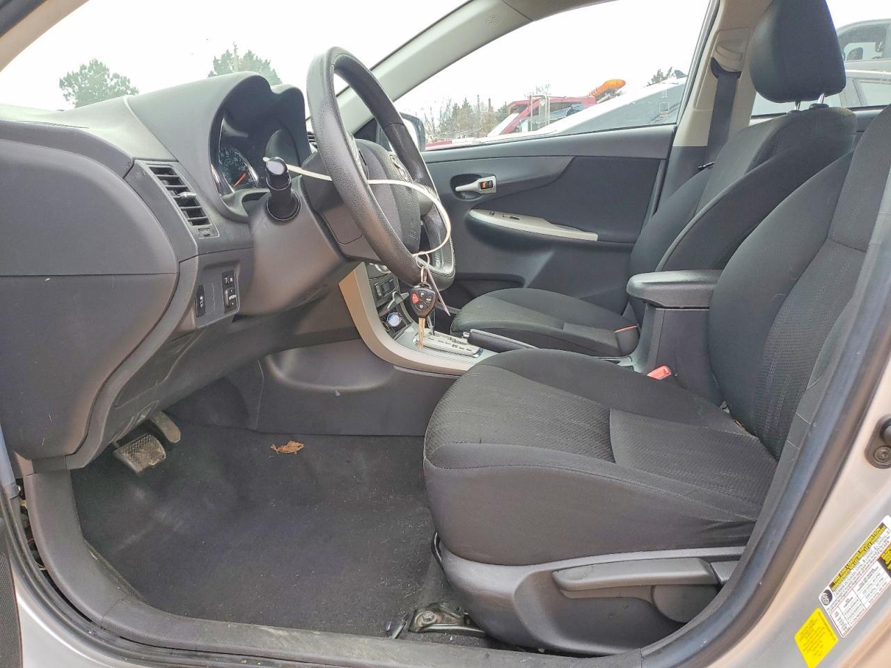 2011 TOYOTA COROLLA