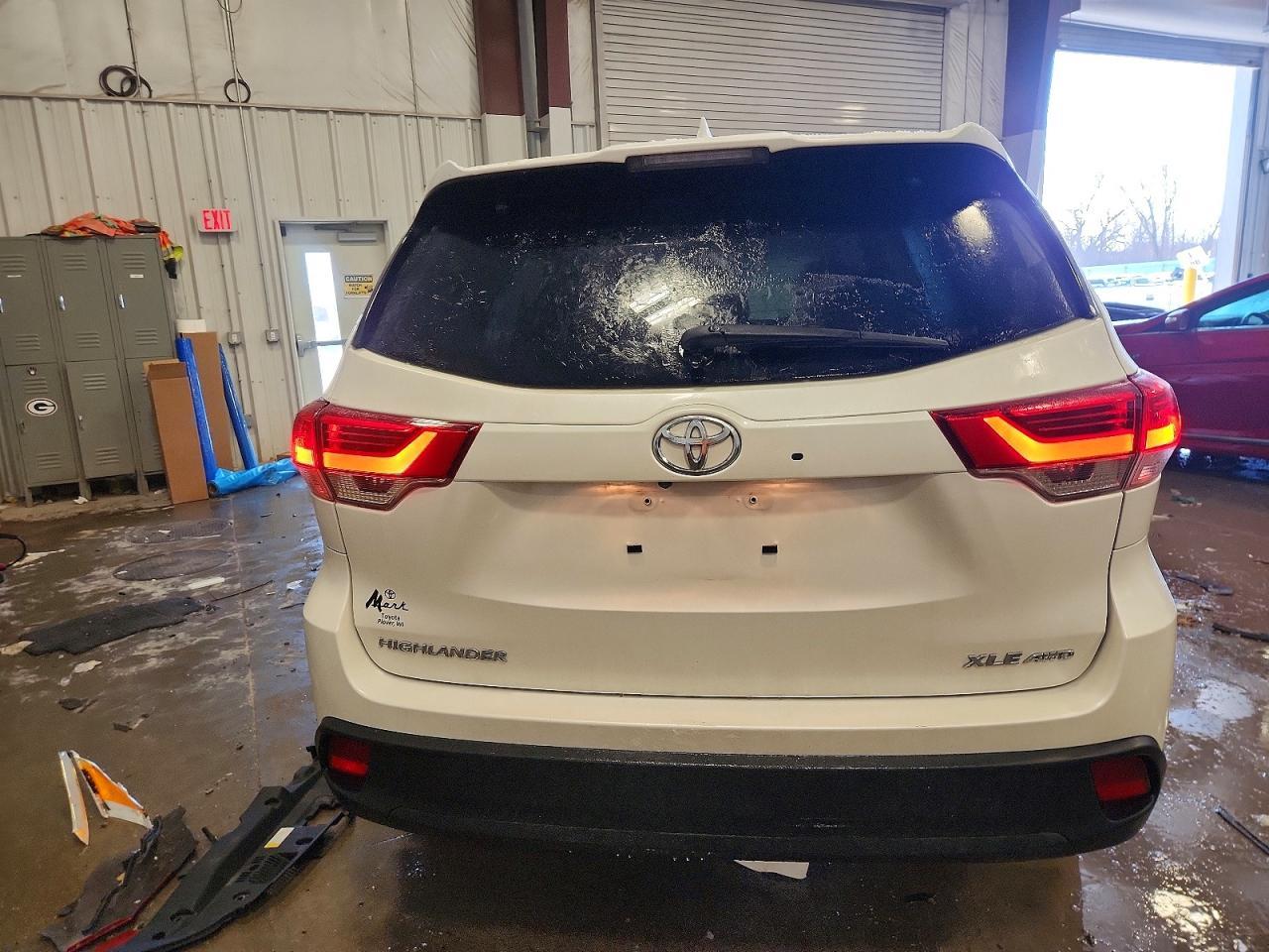 2019 TOYOTA HIGHLANDER