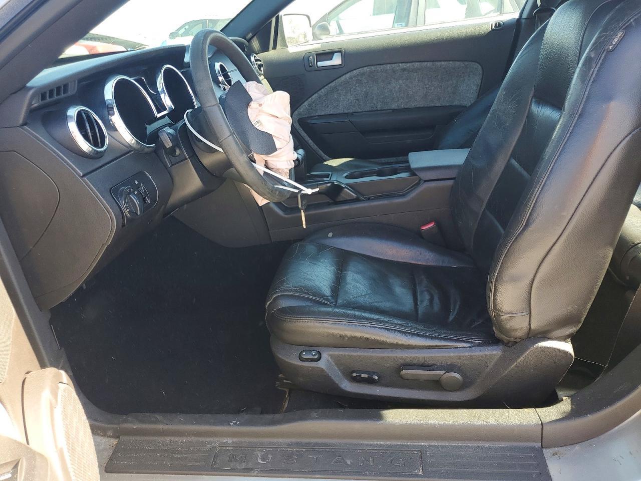2008 FORD MUSTANG