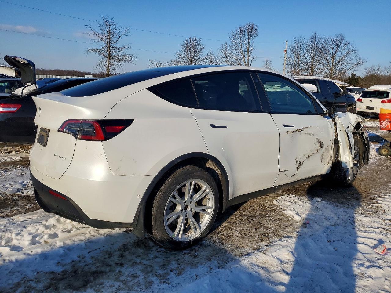 2022 TESLA MODEL Y
