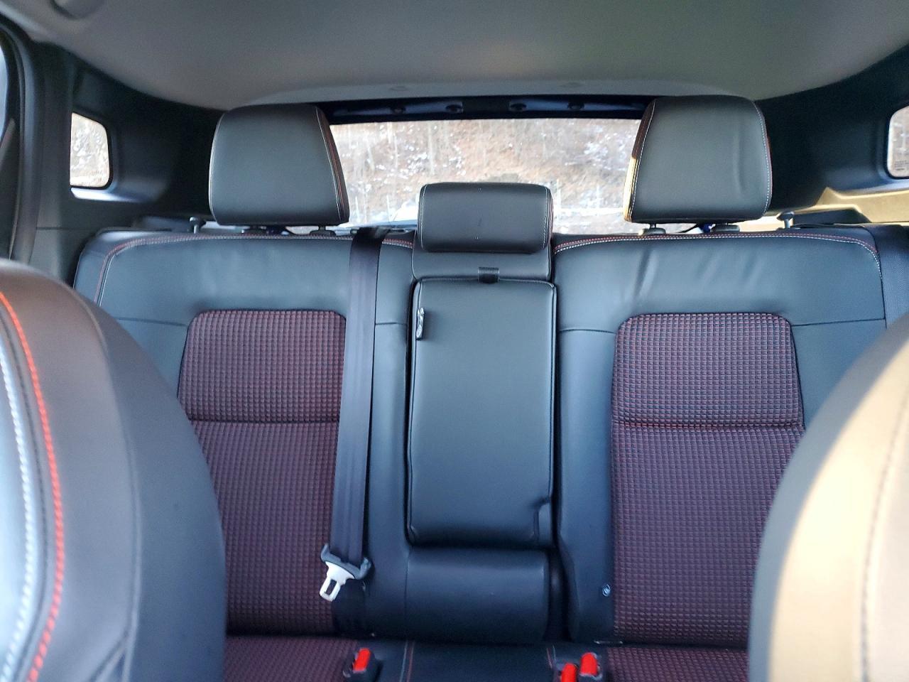 2025 NISSAN KICKS