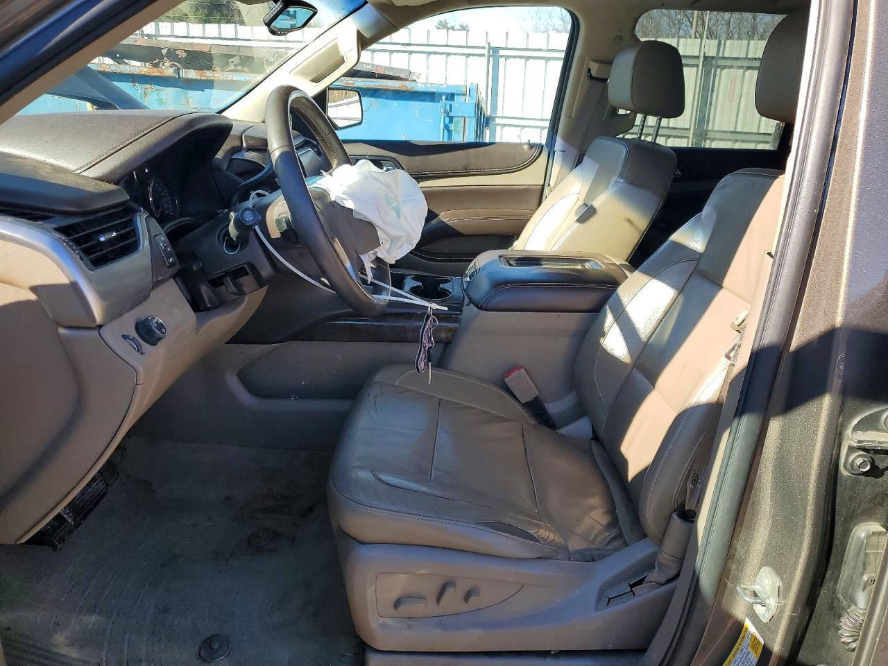 2016 CHEVROLET Tahoe