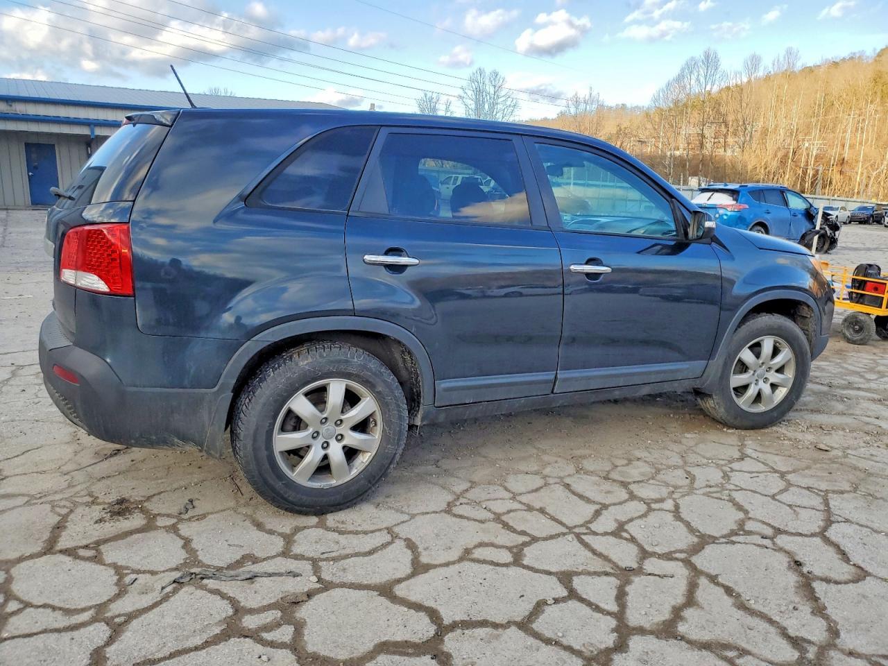 2013 KIA SORENTO