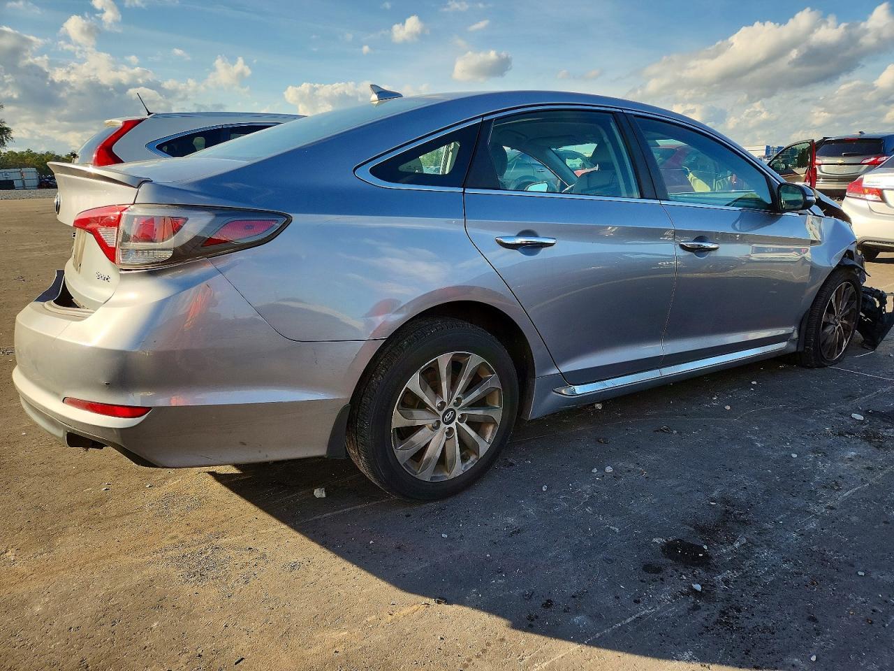 2015 HYUNDAI SONATA