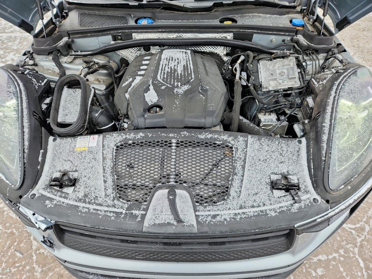 2022 PORSCHE Macan