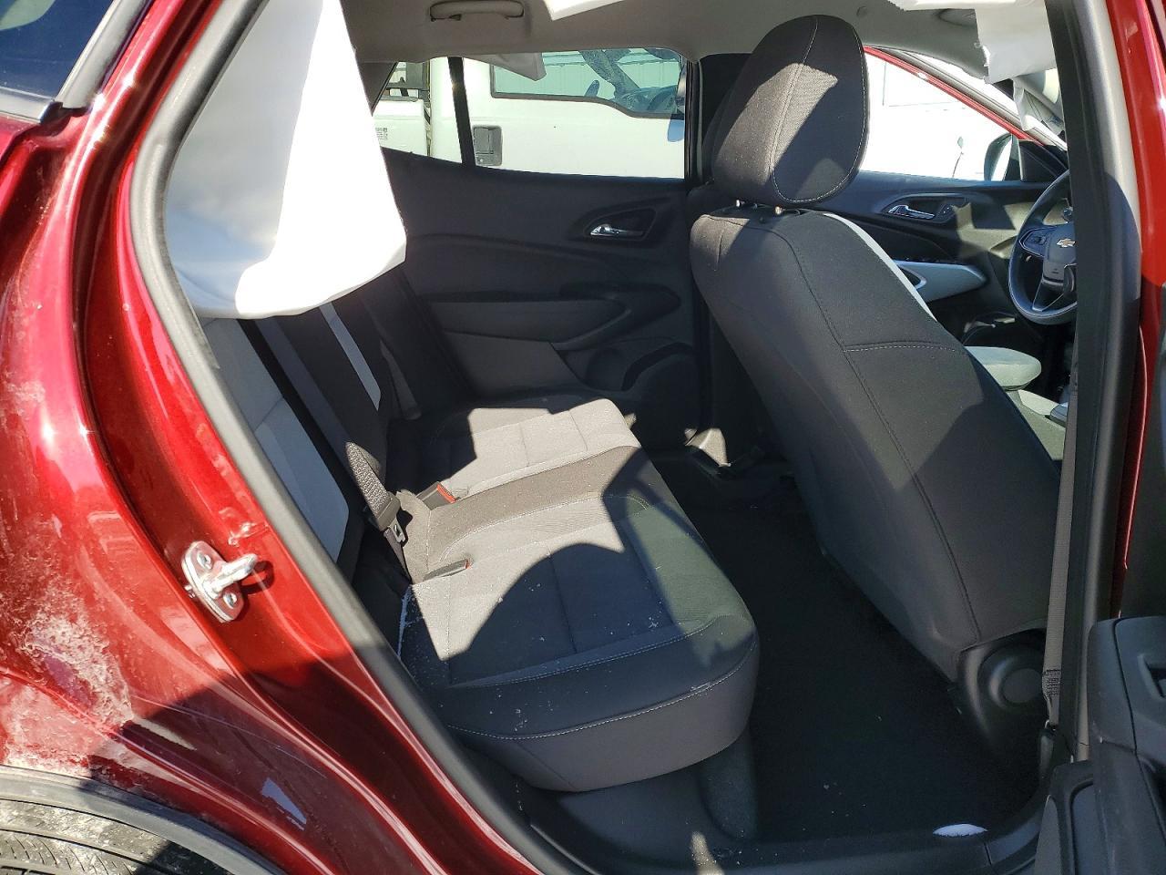 2025 CHEVROLET TRAX