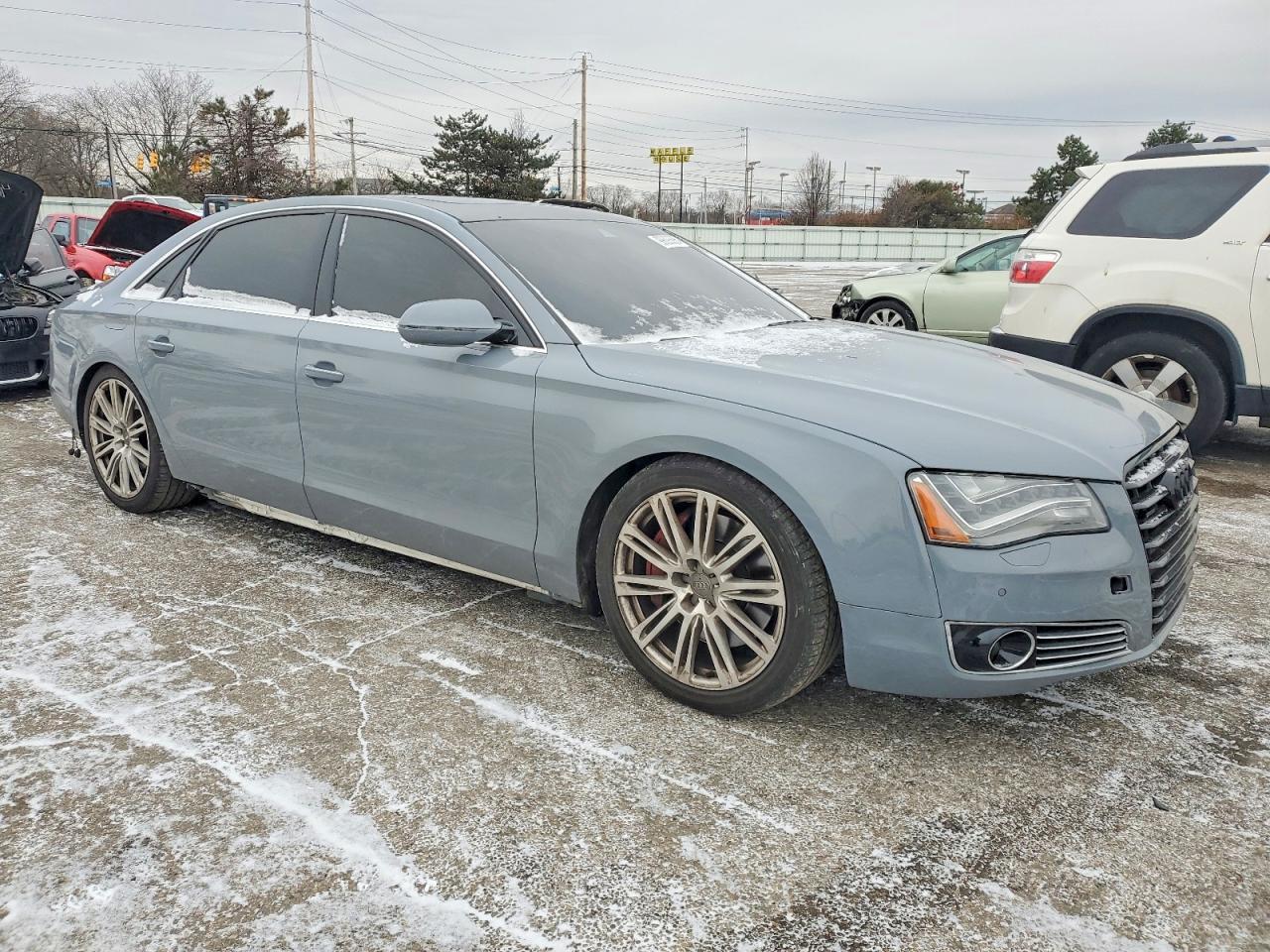 2013 AUDI A8