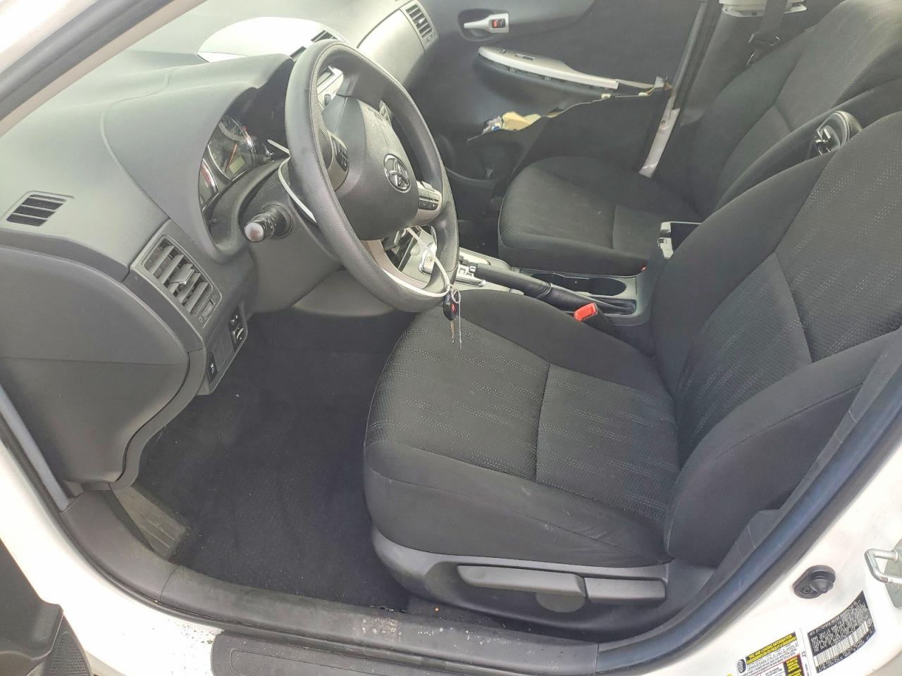 2011 TOYOTA COROLLA