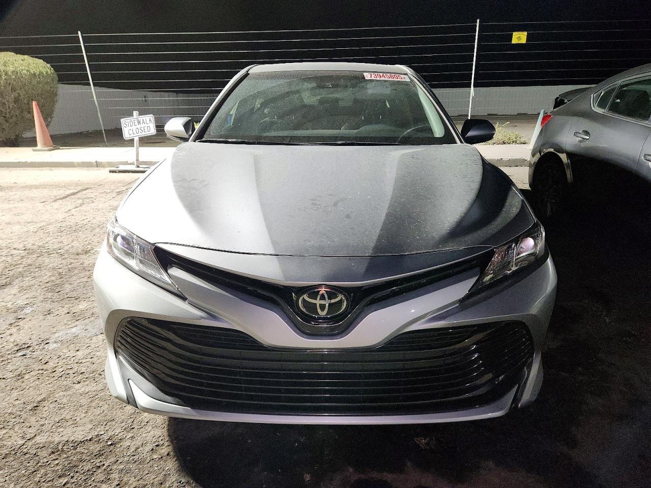2018 TOYOTA CAMRY