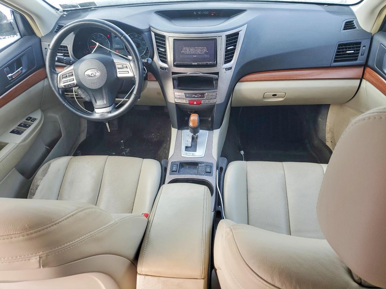 2013 SUBARU Outback