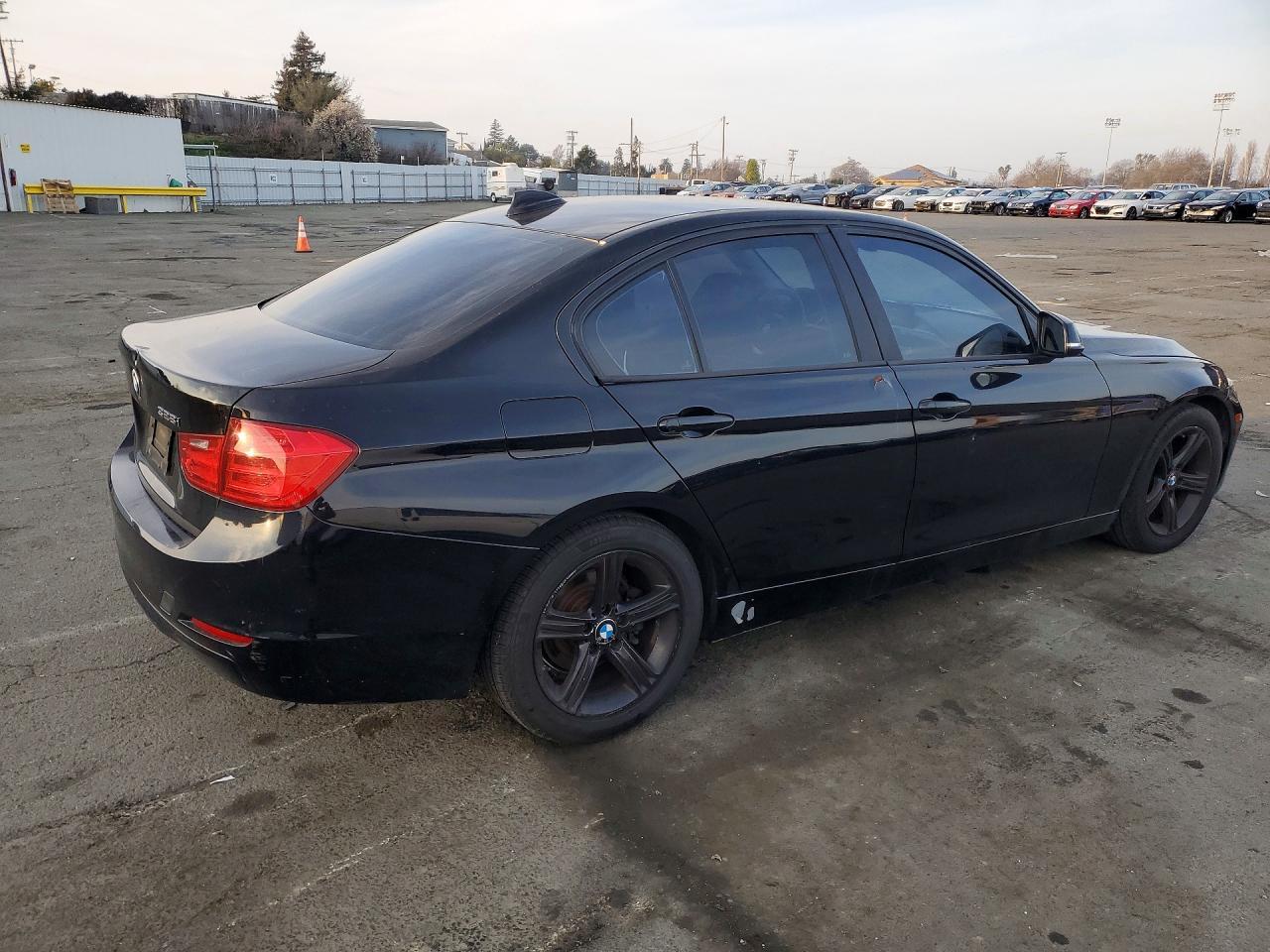 2014 BMW 3 SERIES