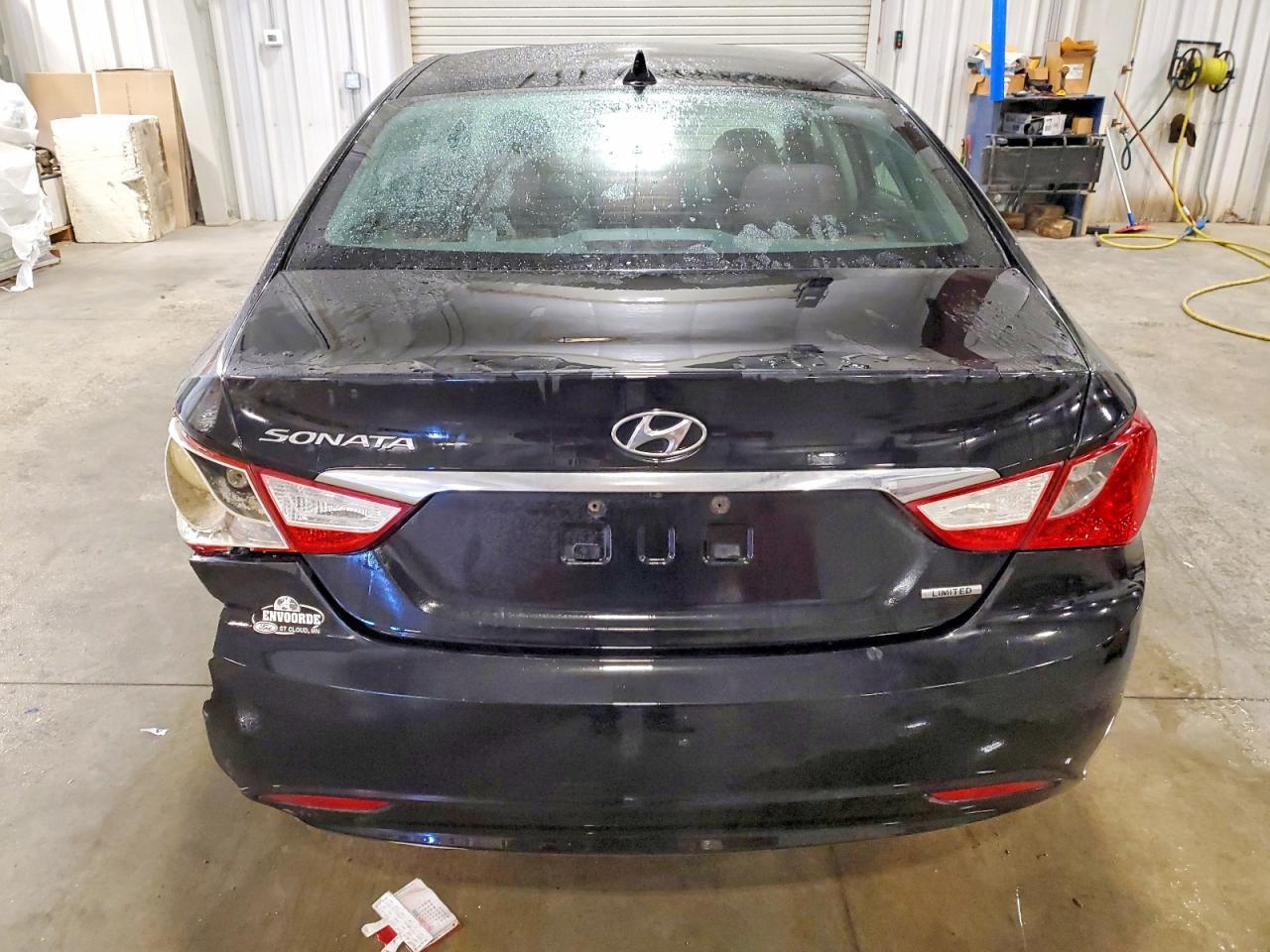 2011 HYUNDAI SONATA