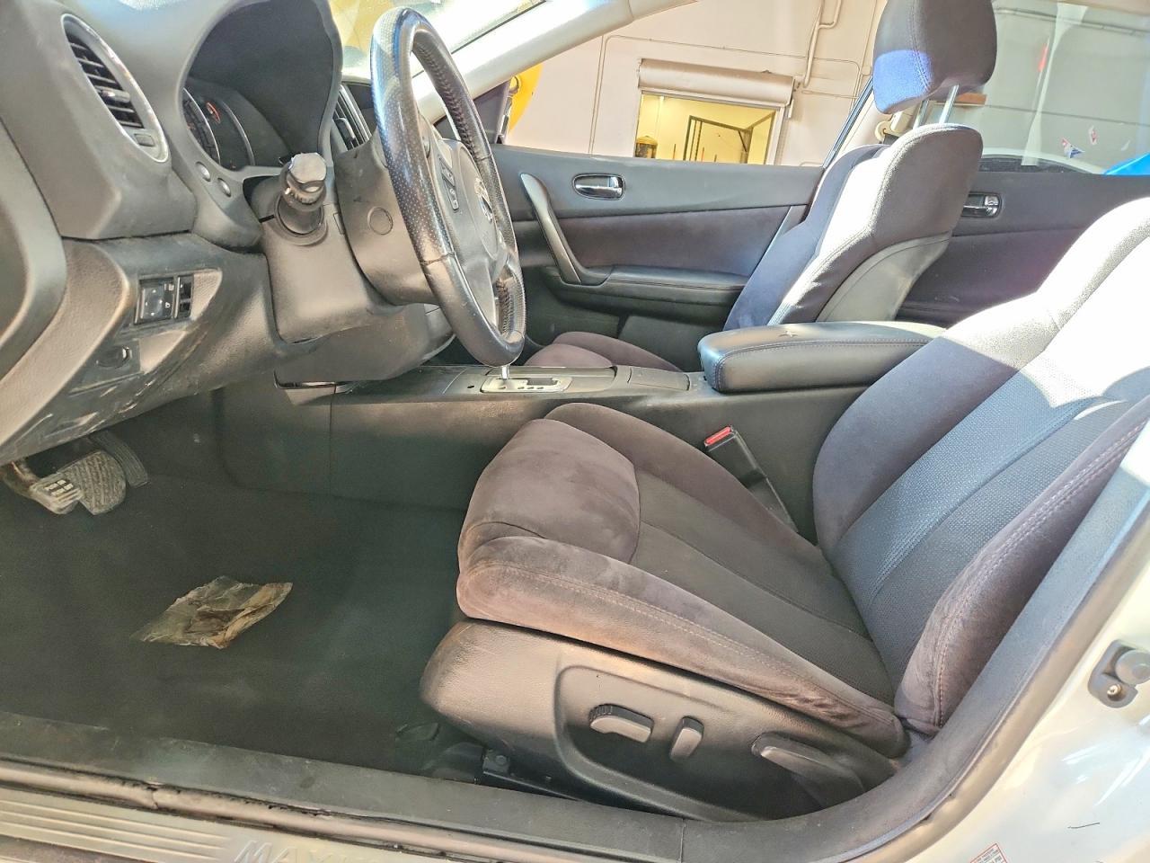 2014 NISSAN Maxima