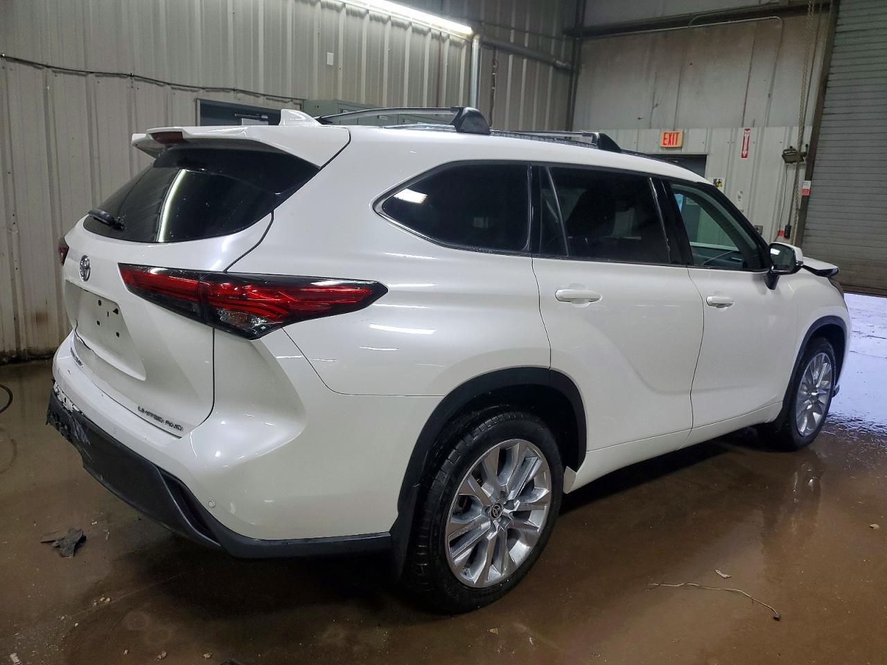 2021 TOYOTA HIGHLANDER