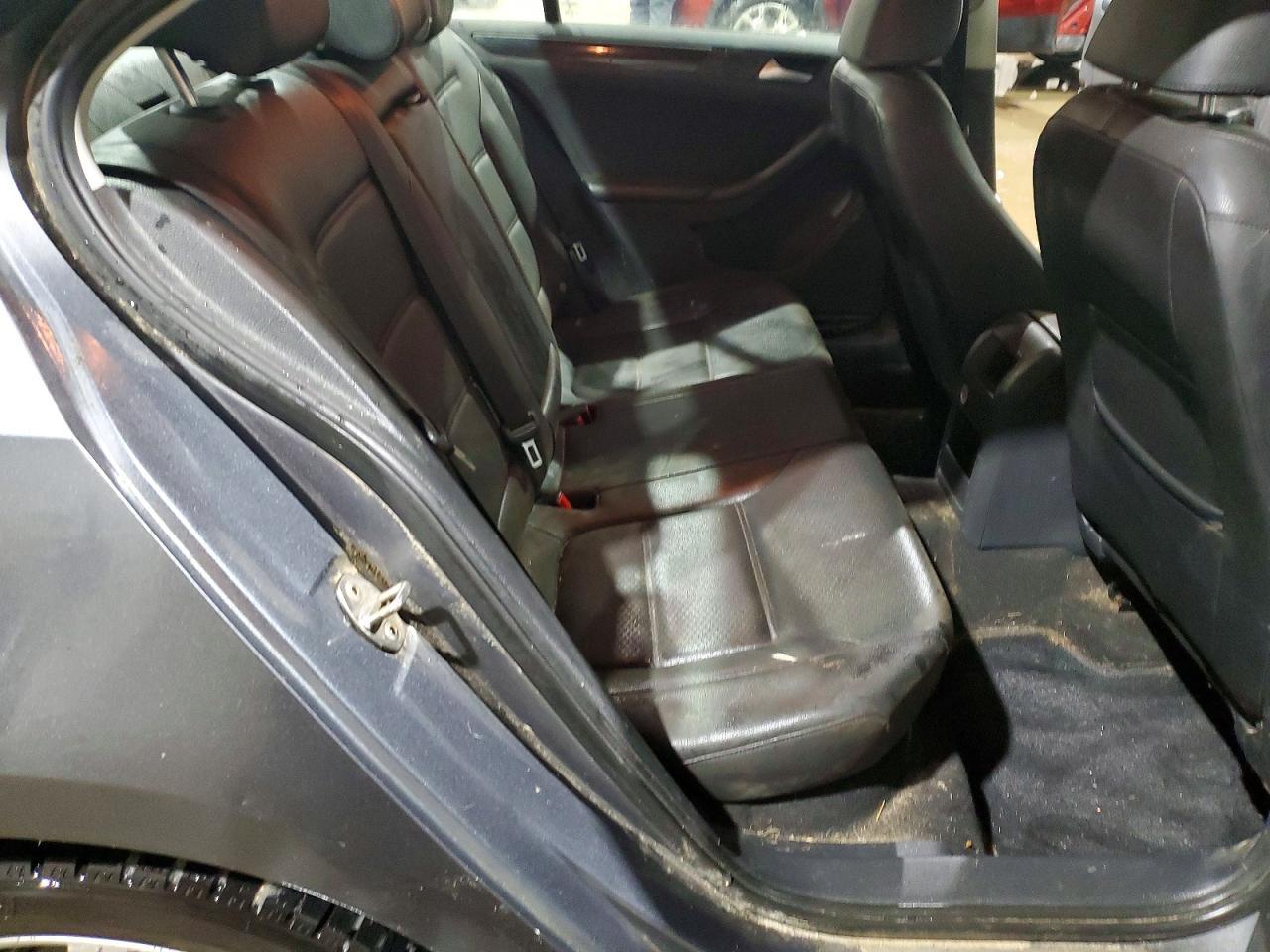 2015 VOLKSWAGEN JETTA