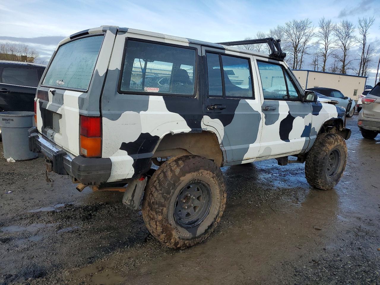 1987 JEEP CHEROKEE