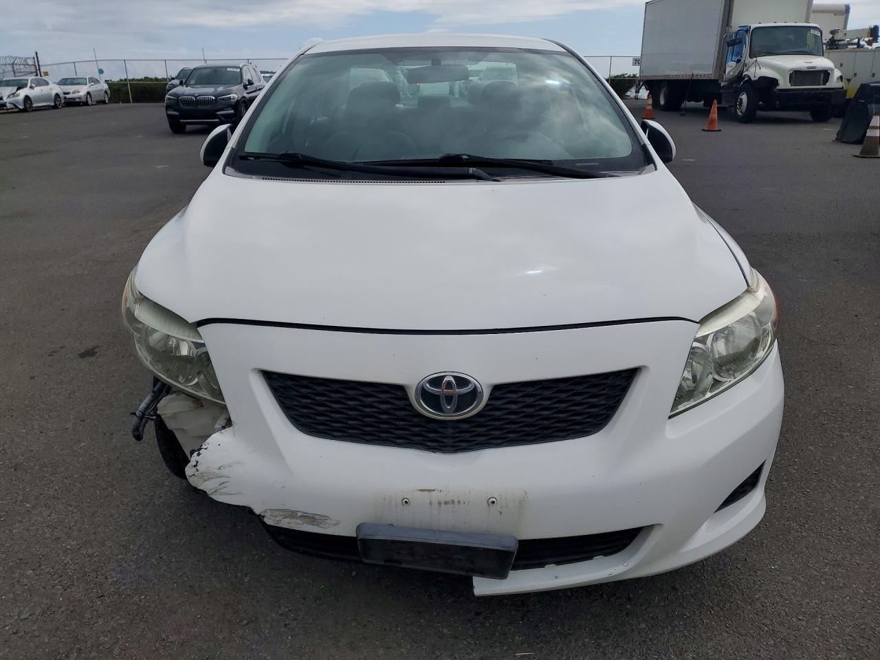 2009 TOYOTA COROLLA