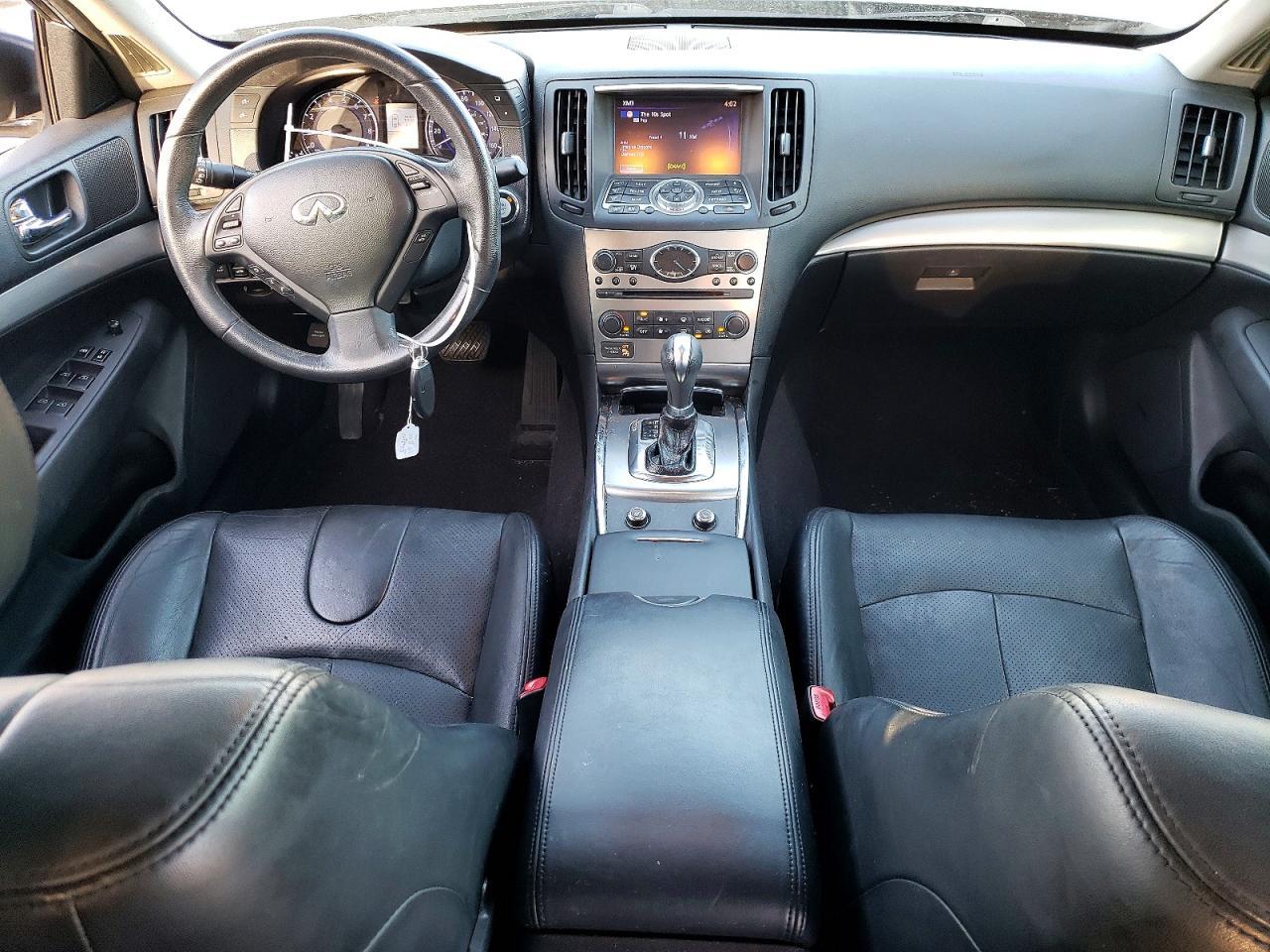 2015 INFINITI Q40