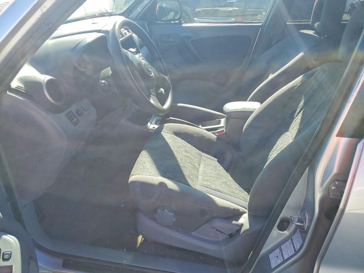 2002 TOYOTA RAV4