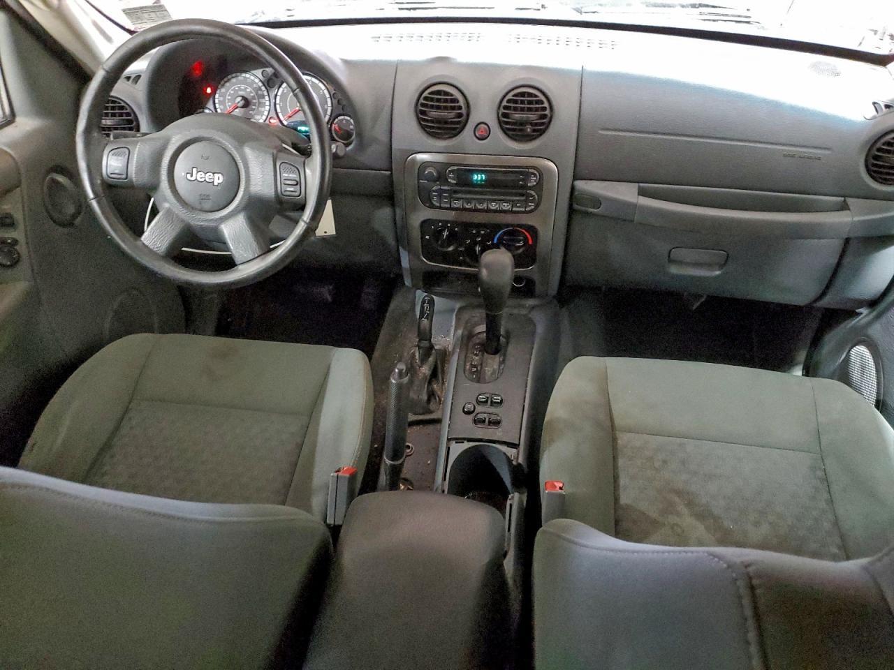 2005 JEEP Liberty