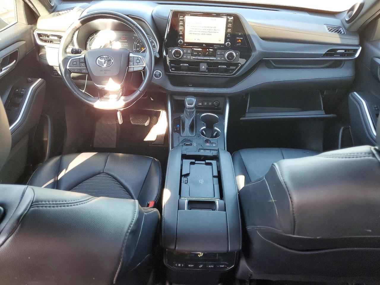 2021 TOYOTA HIGHLANDER