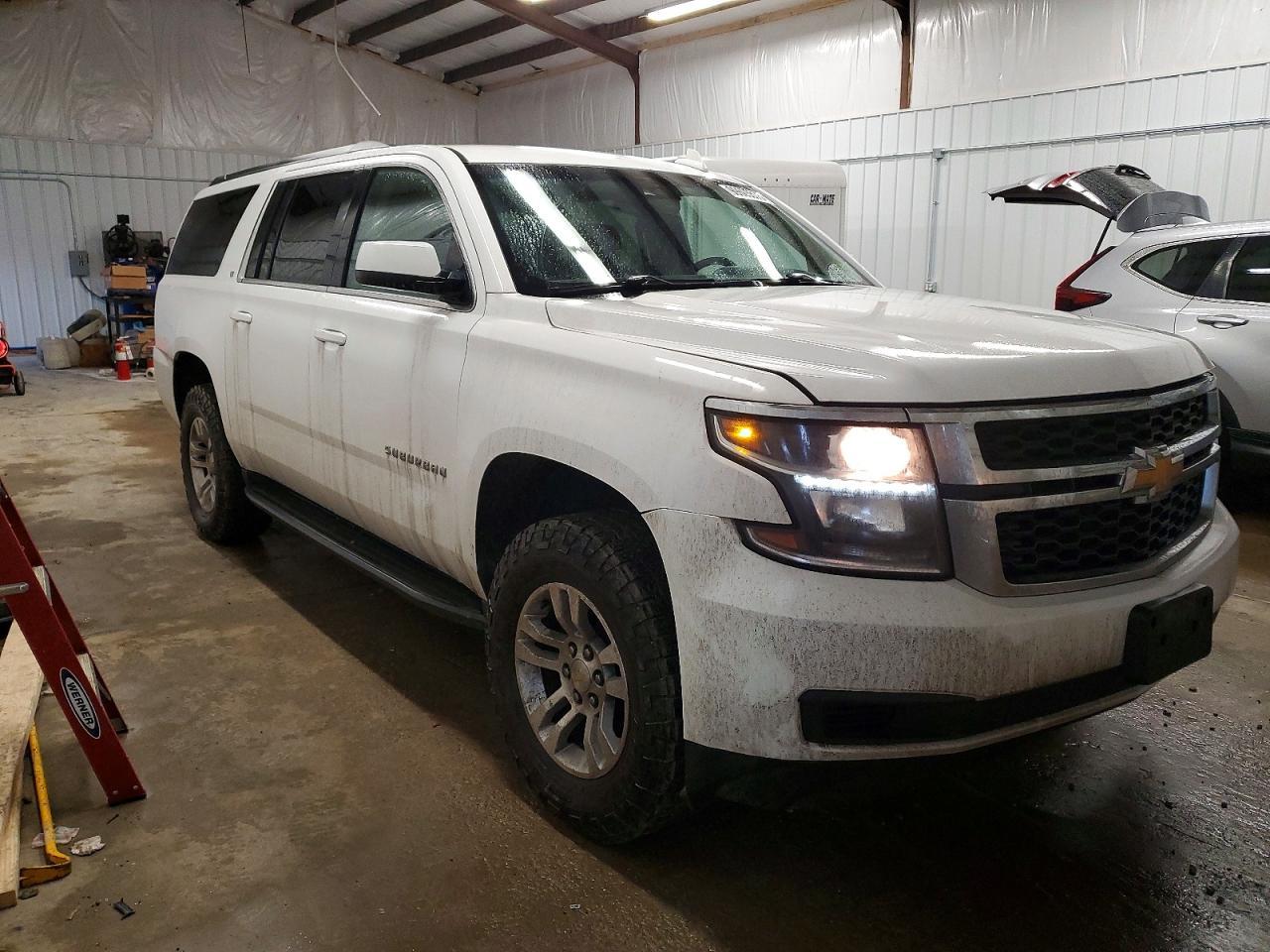 2017 CHEVROLET Suburban