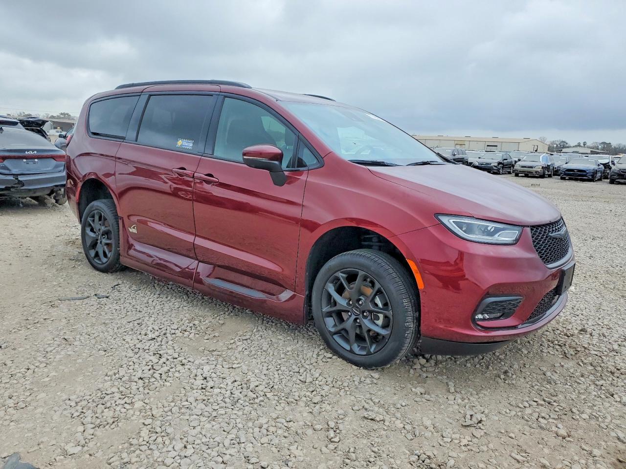 2023 CHRYSLER Pacifica