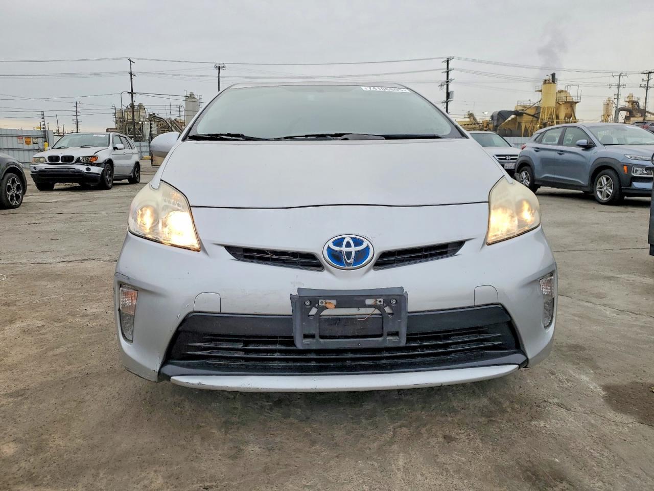2015 TOYOTA PRIUS
