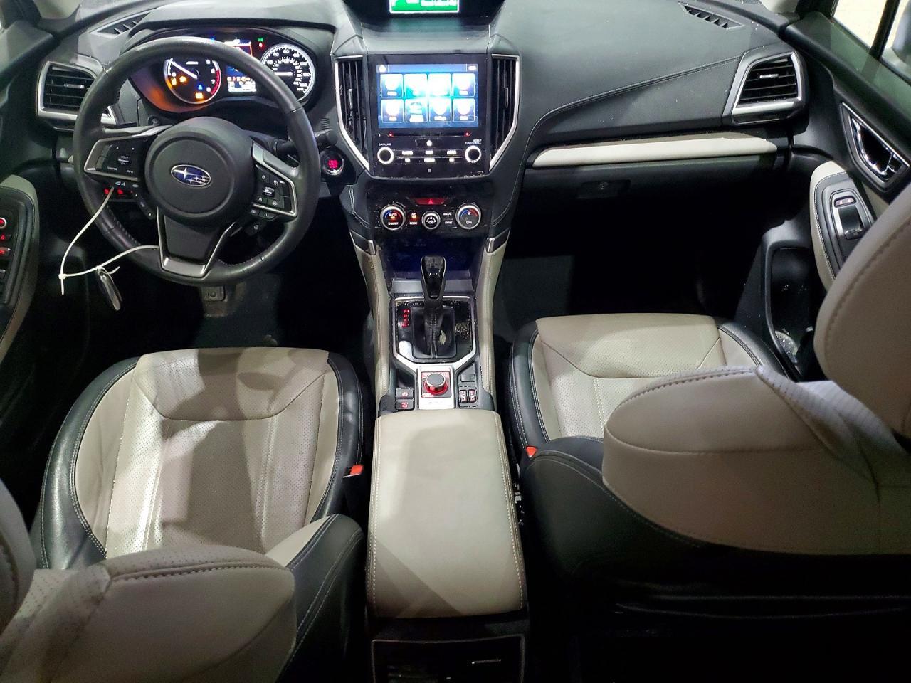 2022 SUBARU FORESTER