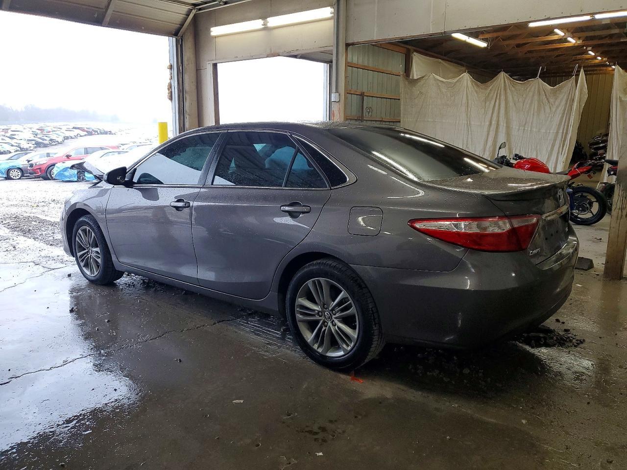 2017 TOYOTA CAMRY