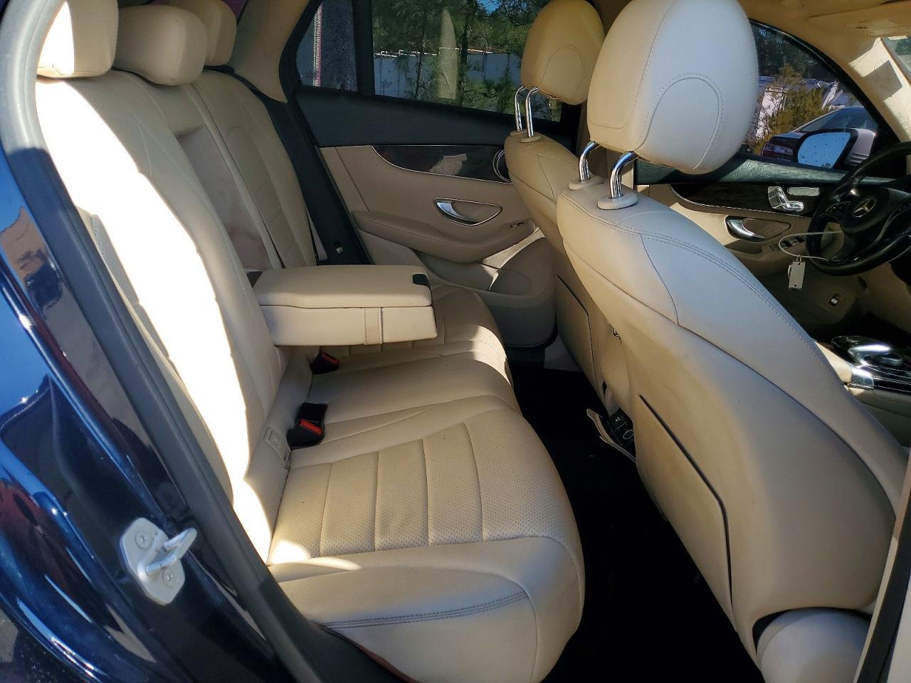 2016 MERCEDES-BENZ GLC-Class