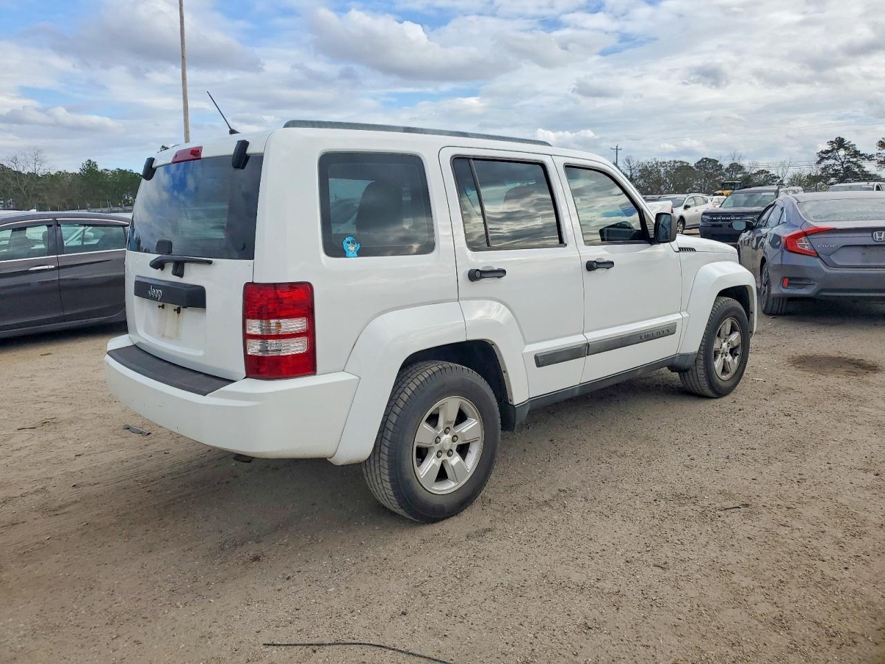 2011 JEEP Liberty