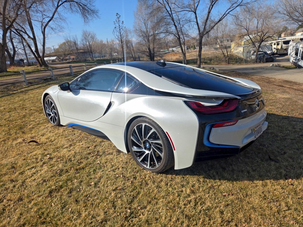 2015 BMW i8