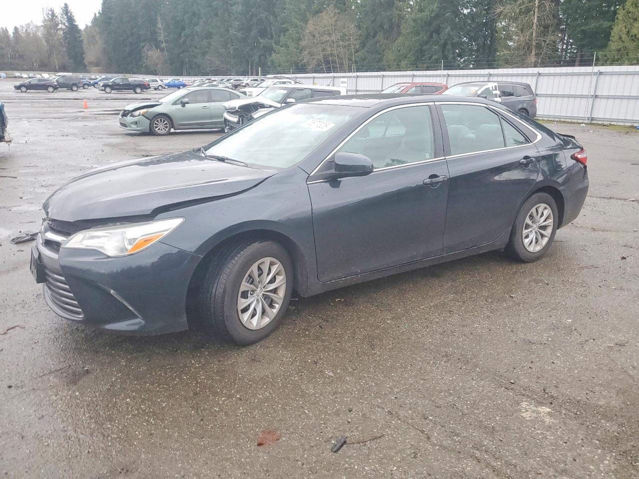 2016 TOYOTA CAMRY