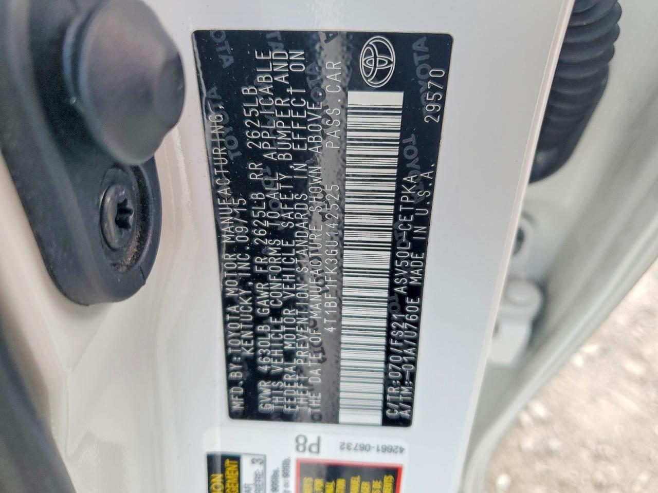 2016 TOYOTA CAMRY