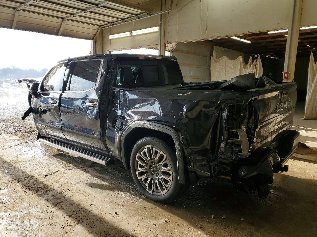 2023 GMC Sierra